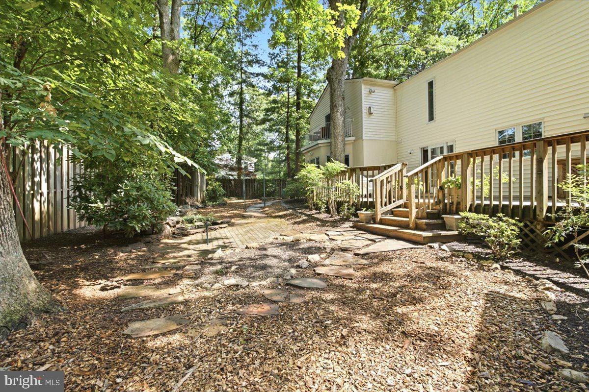 5803 Hall Street Burke, VA 22015 - Photo 68 of 77
