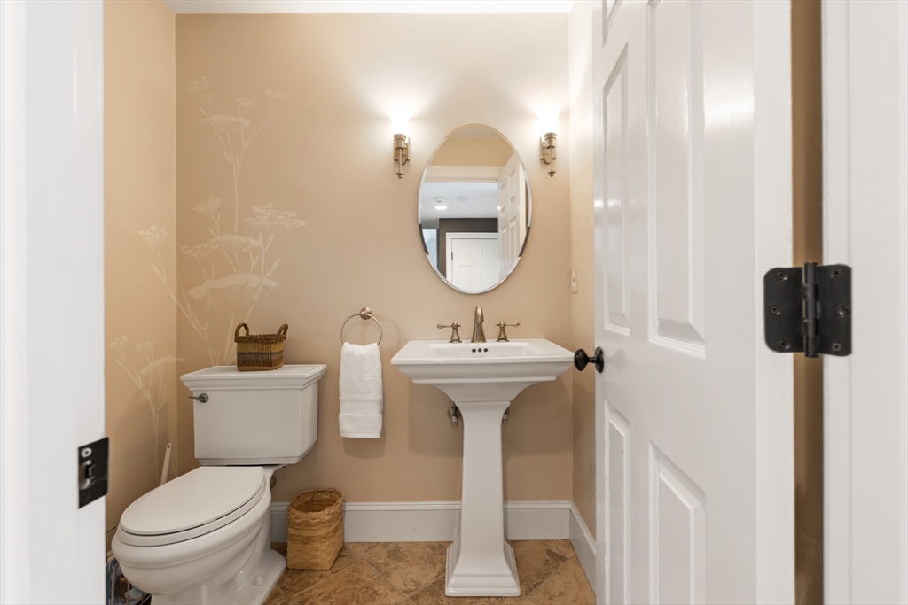 99 Huntington Road Newton, MA 02458 - Photo 11 of 36