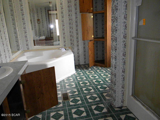 15940 Sandstone Road Fountain, FL 32438 - Photo 10 of 11 Gallery Image 10