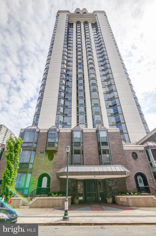 2020 Walnut Street, Unit 18K Philadelphia, PA 19103 - Photo 19 of 19