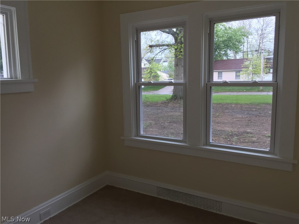 3632 Chelton Road Cleveland, OH 44120 - Photo 7 of 24