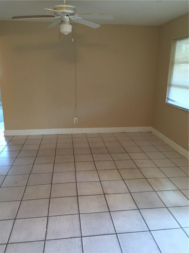 1870 Northwest 60th Avenue, Unit R Sunrise, FL 33313 - Photo 2 of 3 Photo 2