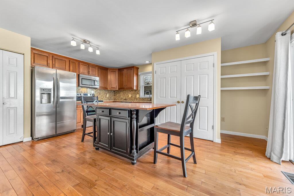 1311 Turtle Cove Ballwin, MO 63011 - Photo 4 of 30