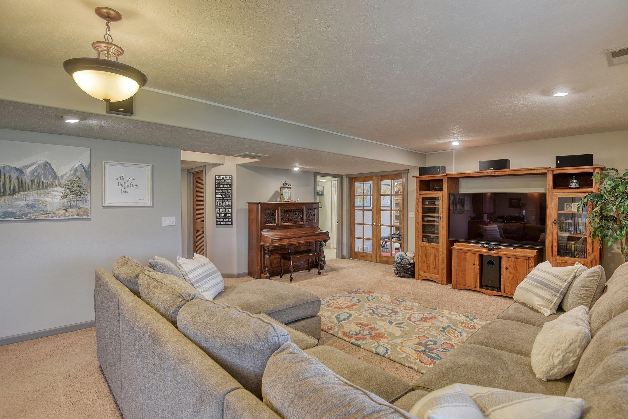 2105 South Meadowview Road Greenacres, WA 99016 - Photo 27 of 48