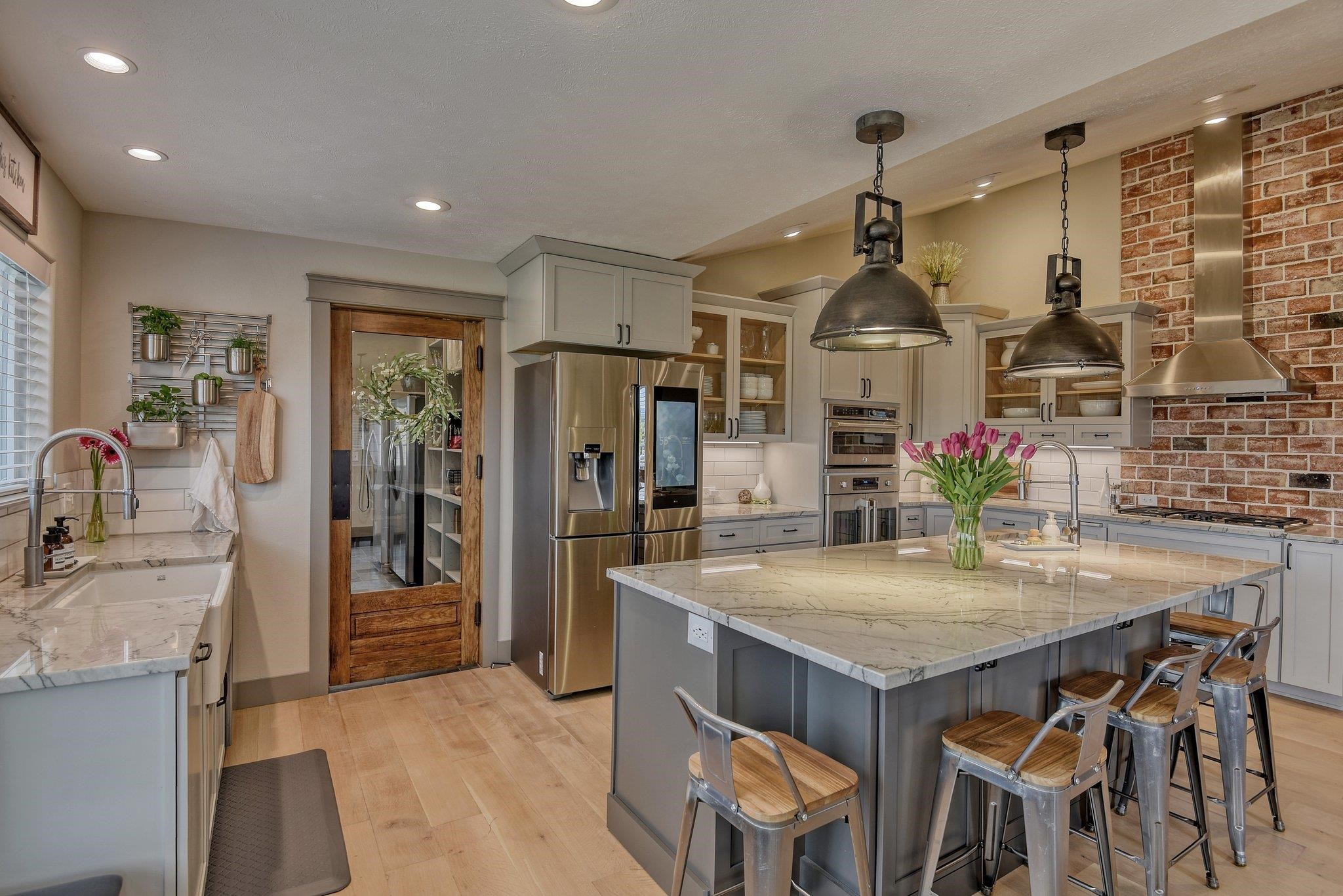 2105 South Meadowview Road Greenacres, WA 99016 - Photo 10 of 48