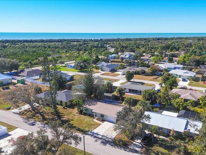 1516 Olympia Road Venice, FL 34293 - Photo 4 of 50 Gallery Image 4