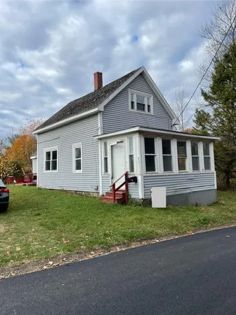 $60,000 | 33 Pleasant Street, Calais, ME 04619