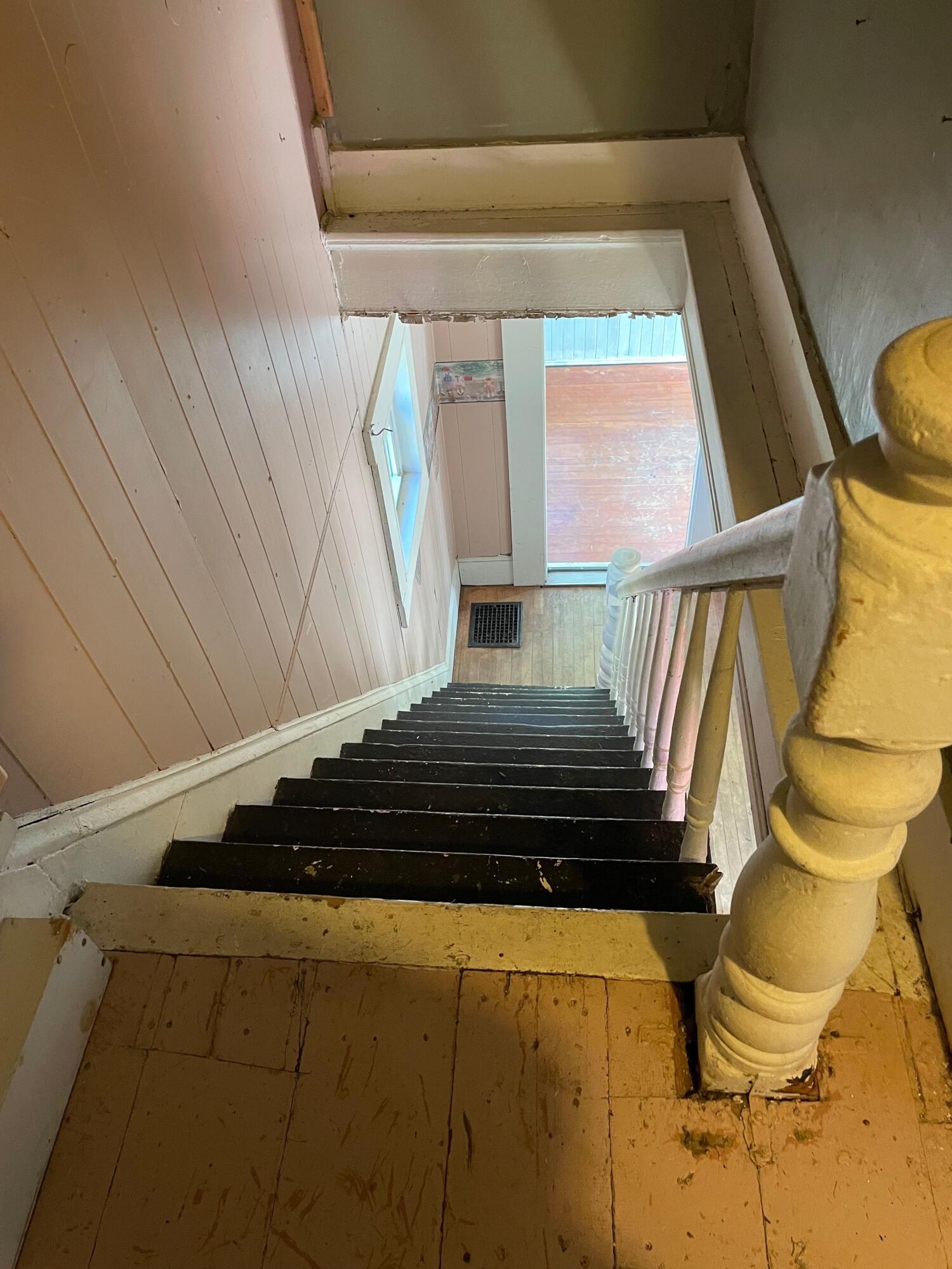 33 Pleasant Street Calais, ME 04619 - Photo 13 of 20 IMG_3075