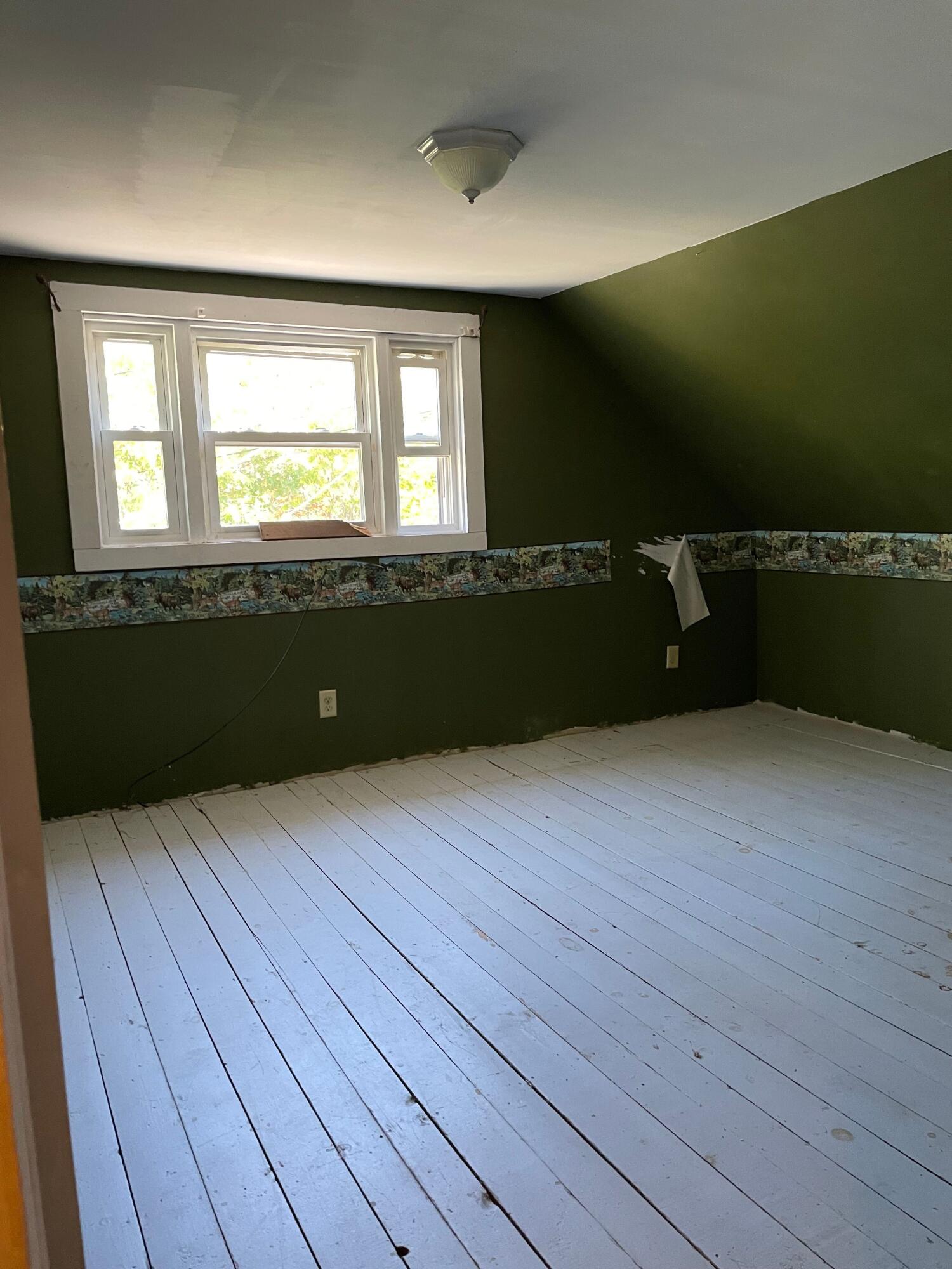 33 Pleasant Street Calais, ME 04619 - Photo 15 of 20 IMG_3070