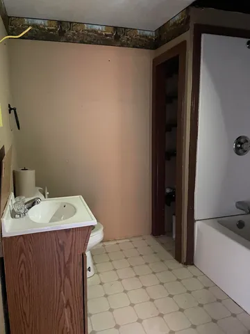 $80,000 | 33 Pleasant Street, Calais, ME 04619