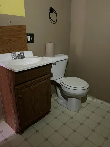 $80,000 | 33 Pleasant Street, Calais, ME 04619