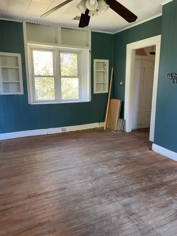 $80,000 | 33 Pleasant Street, Calais, ME 04619