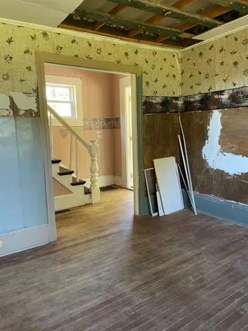 $80,000 | 33 Pleasant Street, Calais, ME 04619