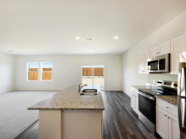 $2,500 | 2122 Mdw Pk Drive, Melissa, TX 75454