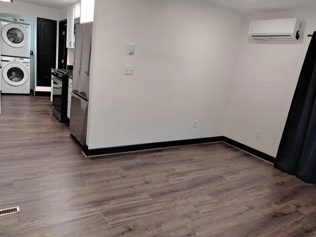 $1,700 | 42 Bowery Street, Nashua, NH 03060