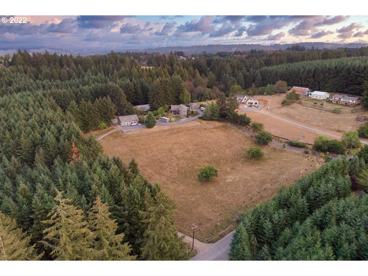 22140 Southwest Schmeltzer Road Sherwood, OR 97140 - Photo 30 of 32 Gallery Image 30