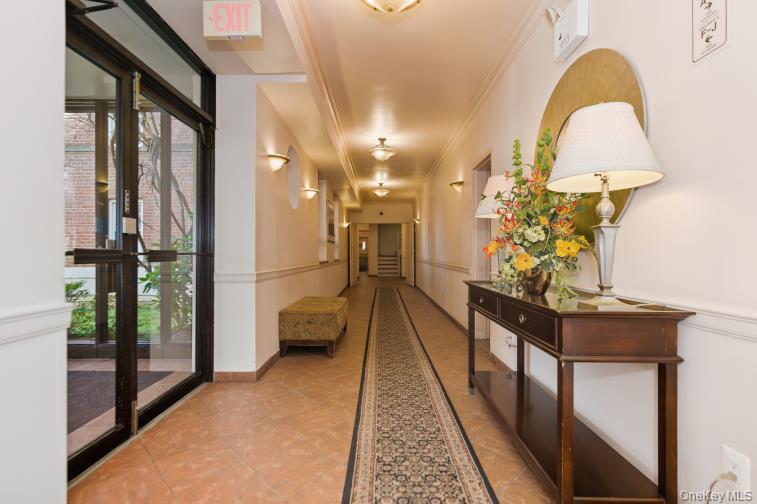 765 Bronx River Road, Unit 2I Bronxville, NY 10708 - Photo 11 of 13