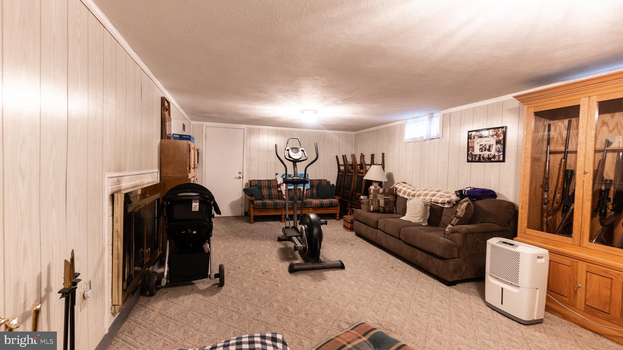 432 Hillcrest Road York, PA 17403 - Photo 23 of 33