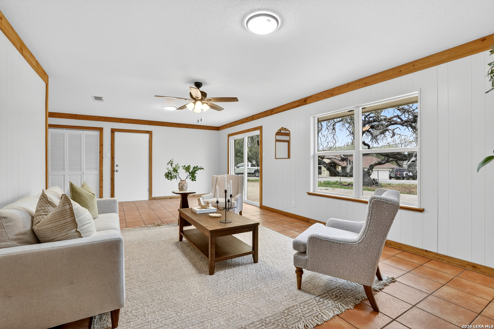 330 Chaparral Pleasanton, TX 78064 - Photo 11 of 25