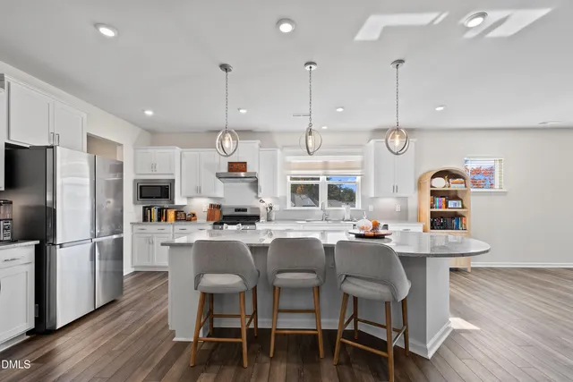 $468,500 | 2501 Friars Head Court, Fuquay-Varina, NC 27526