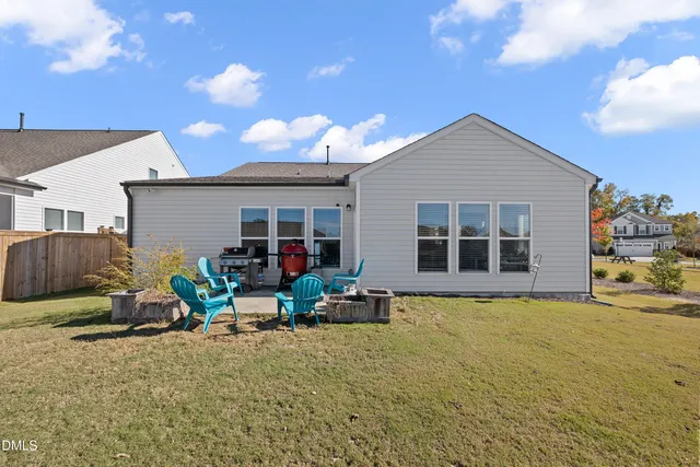 $468,500 | 2501 Friars Head Court, Fuquay-Varina, NC 27526