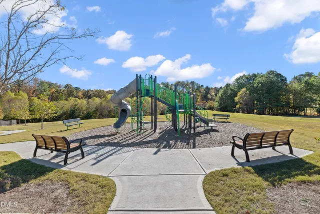 $468,500 | 2501 Friars Head Court, Fuquay-Varina, NC 27526