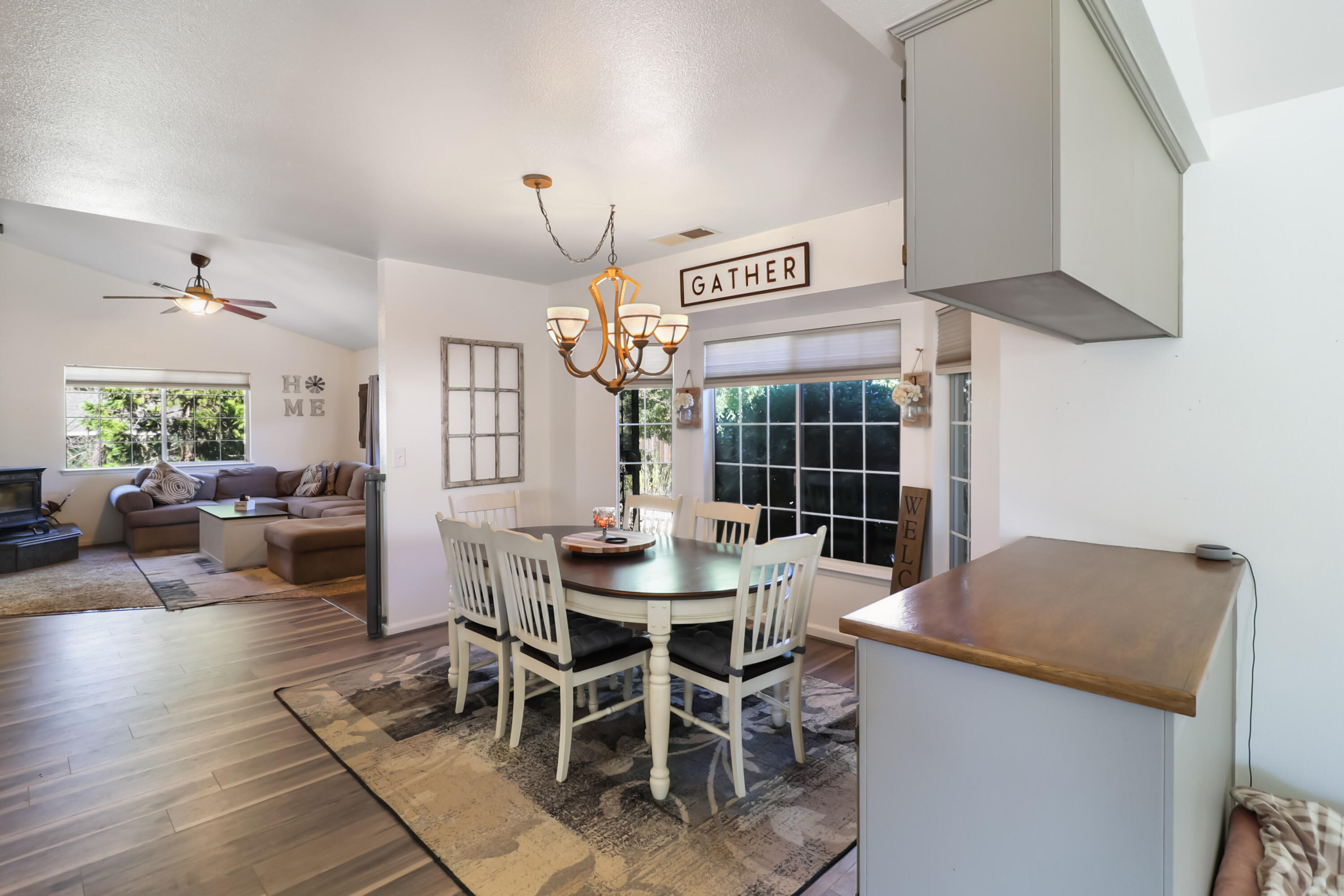 6720 Stallion Ridge Road Anderson, CA 96007 - Photo 10 of 41 IMG_1538