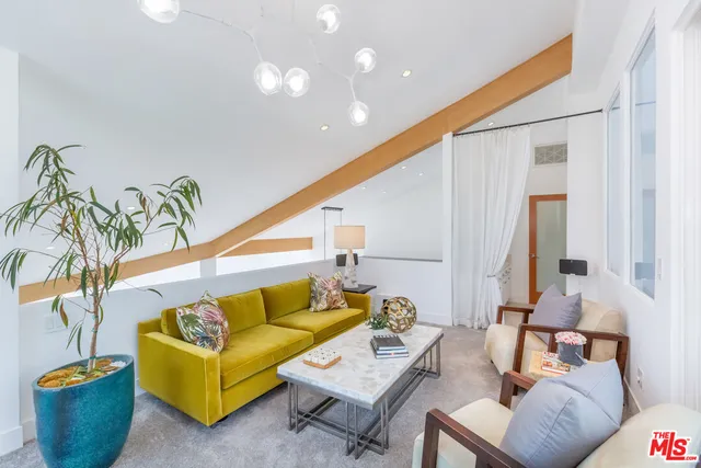 $10,500 | 18 Union Jack Street, Unit 302, Marina del Rey, CA 90292