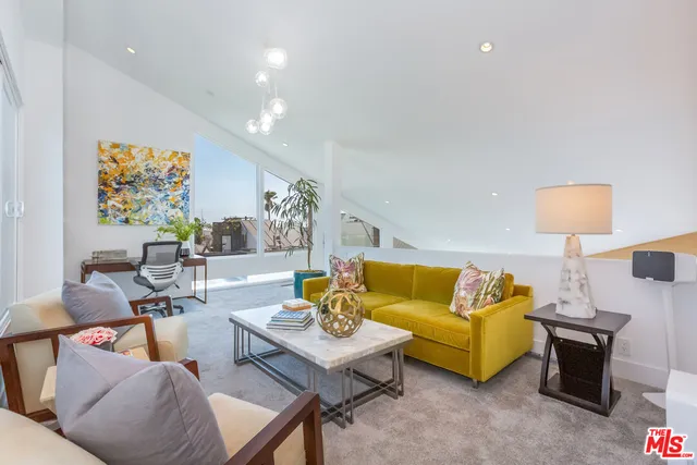 $10,500 | 18 Union Jack Street, Unit 302, Marina del Rey, CA 90292