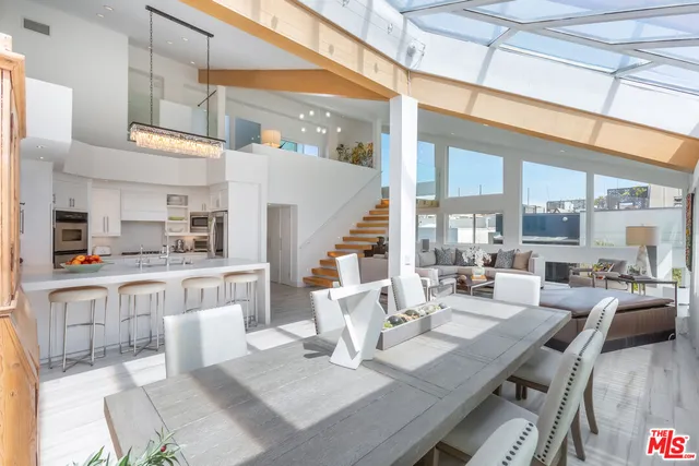 $10,500 | 18 Union Jack Street, Unit 302, Marina del Rey, CA 90292