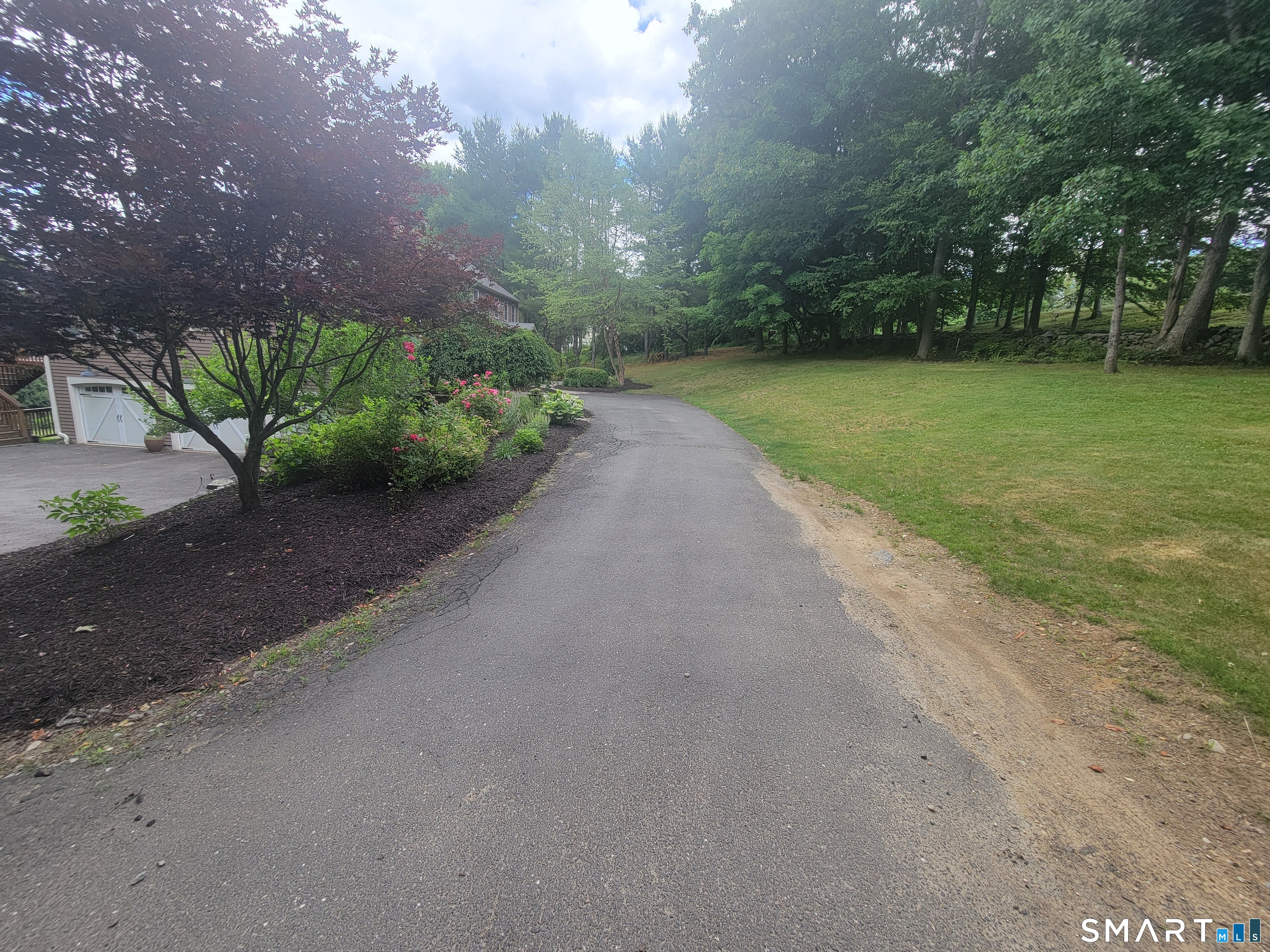 11 Gopher Road Newtown, CT 06470 - Photo 7 of 29