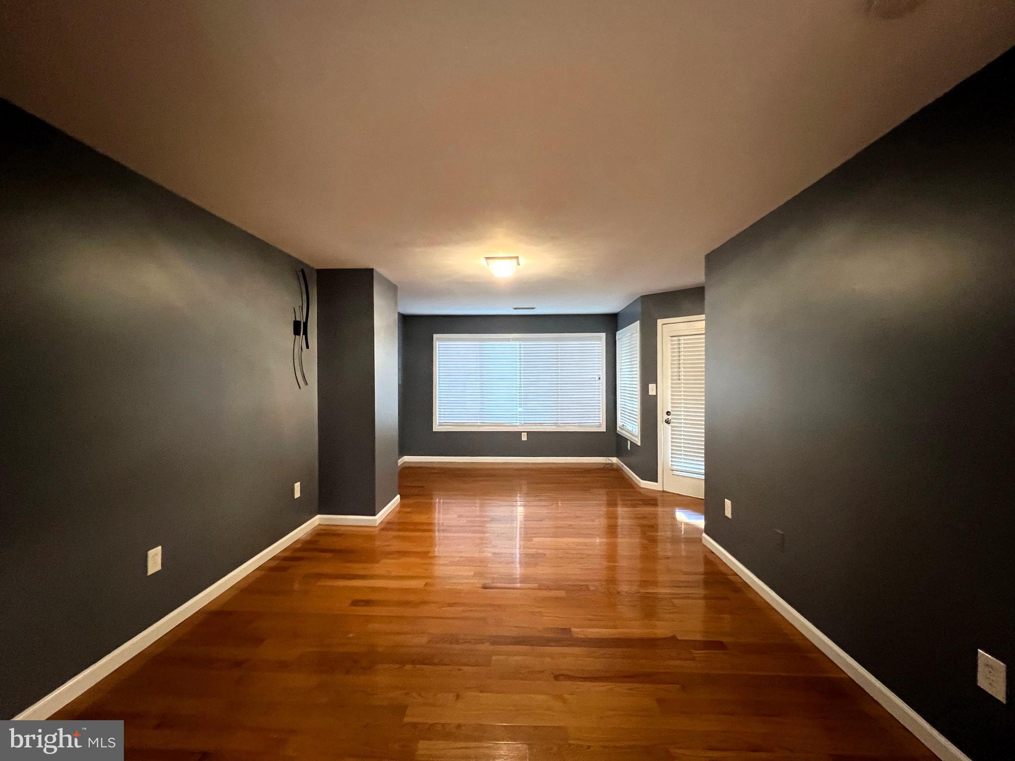 9916 Hellingly Place, Unit 154 Gaithersburg, MD 20886 - Photo 16 of 22 This primary suite offers a plethora of space