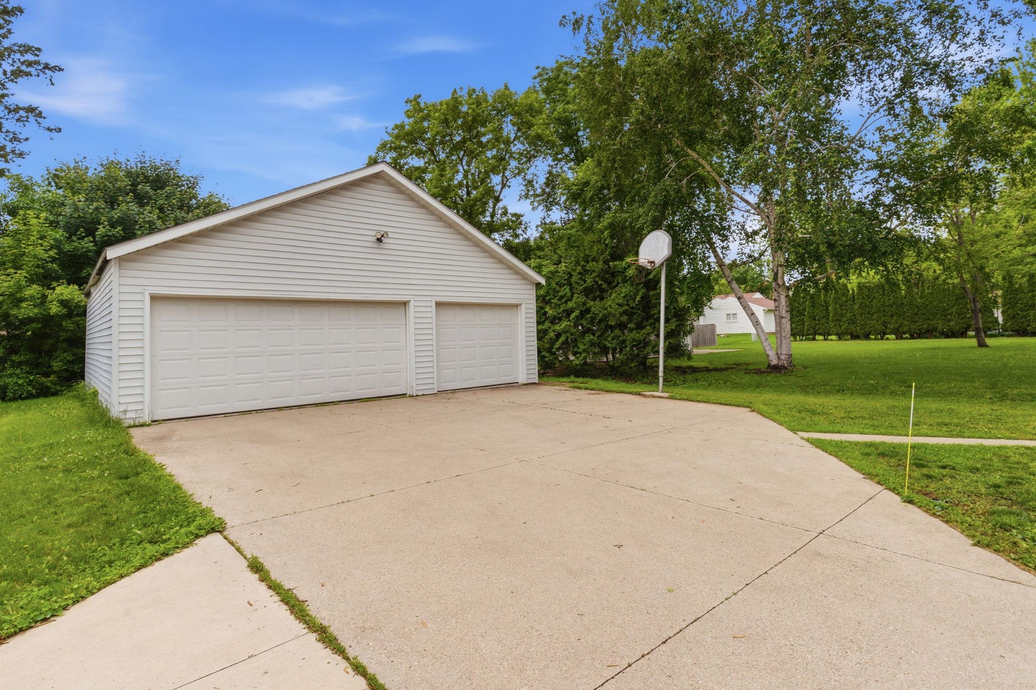 1020 5th Street Southwest Willmar, MN 56201 - Photo 31 of 31
