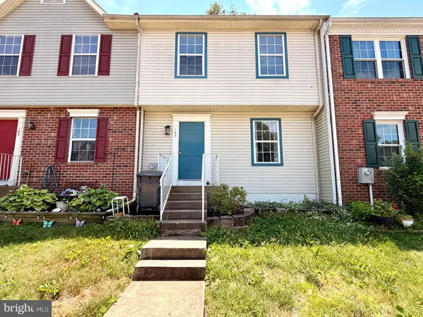 $2,500 | 107 Stafford Mews Lane, Stafford, VA 22554