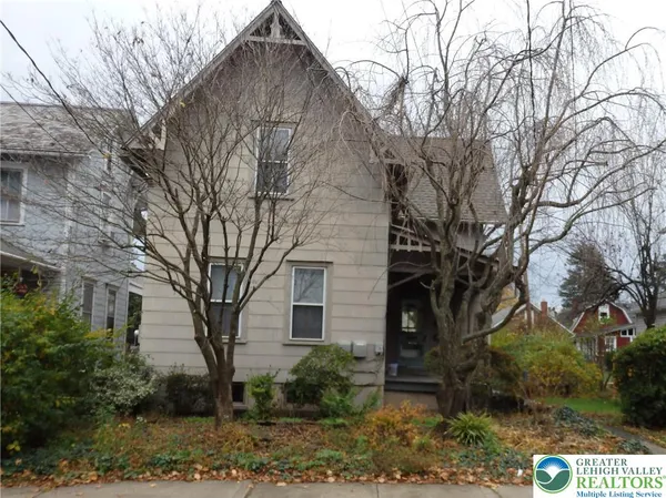 $1,500 | 33 North Hellertown Avenue, Unit A, Quakertown, PA 18951