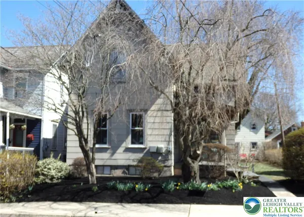 $1,500 | 33 North Hellertown Avenue, Unit A, Quakertown, PA 18951