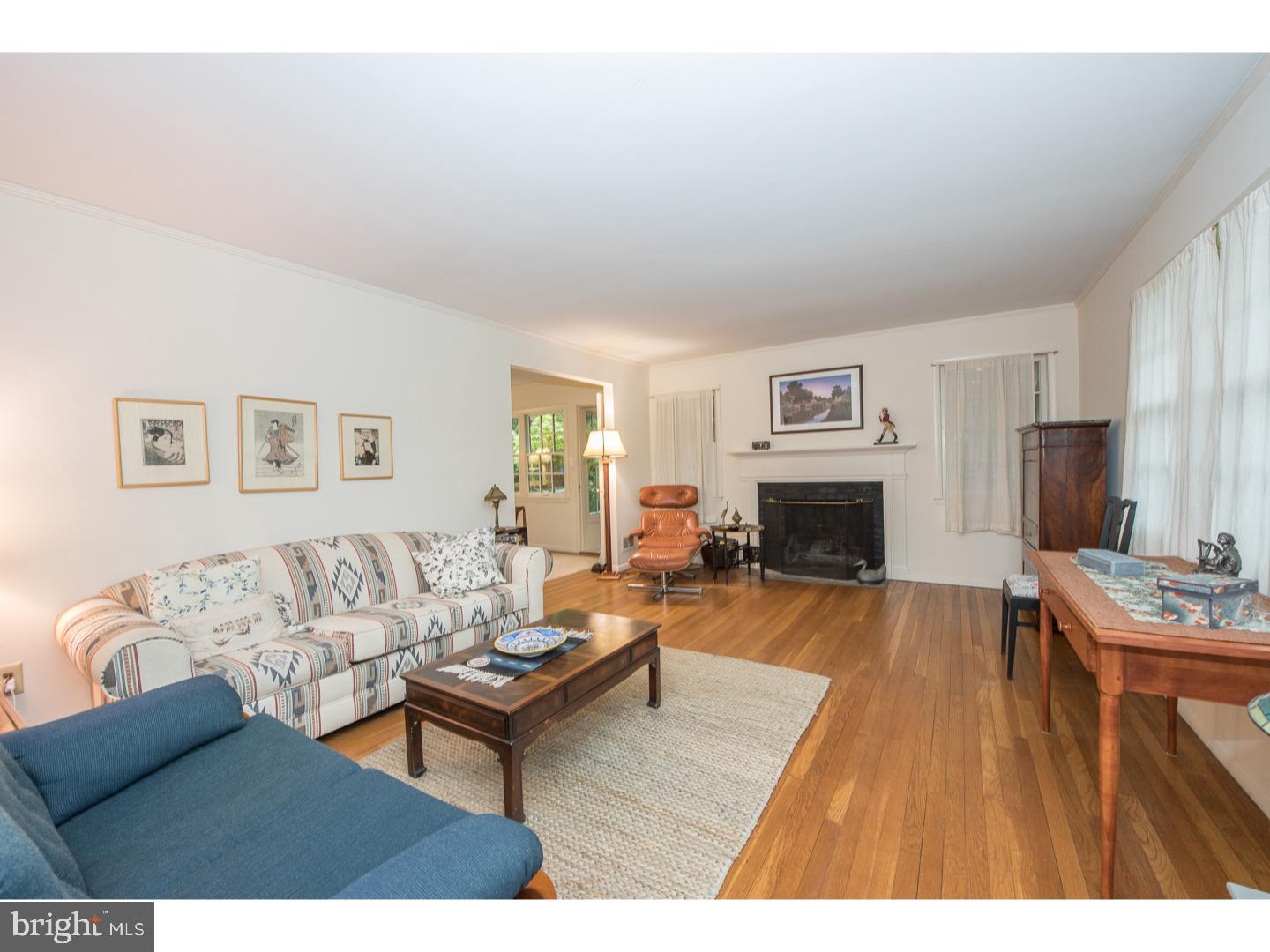 1208 County Line Road Wayne, PA 19087 - Photo 3 of 17 Living Room
