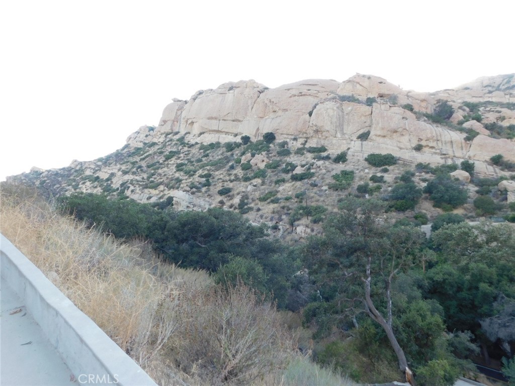 476 Box Canyon Road West Hills, CA 91304 - Photo 11 of 15