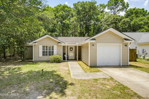 $349,000 | 24 Eagle Trace Court, Beaufort, SC 29907