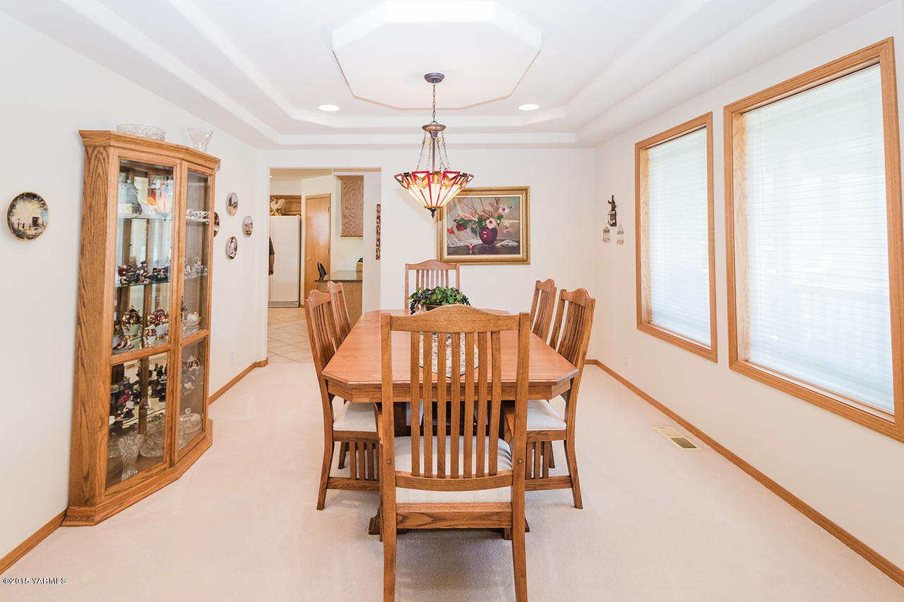2971 Nelson Road Yakima, WA 98903 - Photo 11 of 43 a view of a dining room with furniture window and outside view