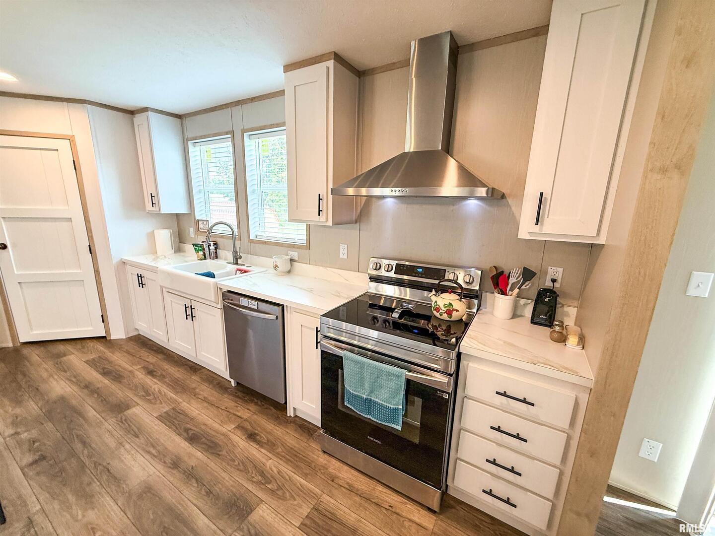 119 South 6th Street Southwest Clay City, IL 62824 - Photo 12 of 90