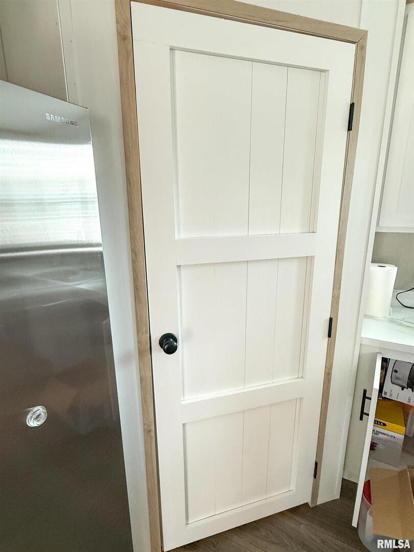 119 South 6th Street Southwest Clay City, IL 62824 - Photo 16 of 90 a bathroom with a window