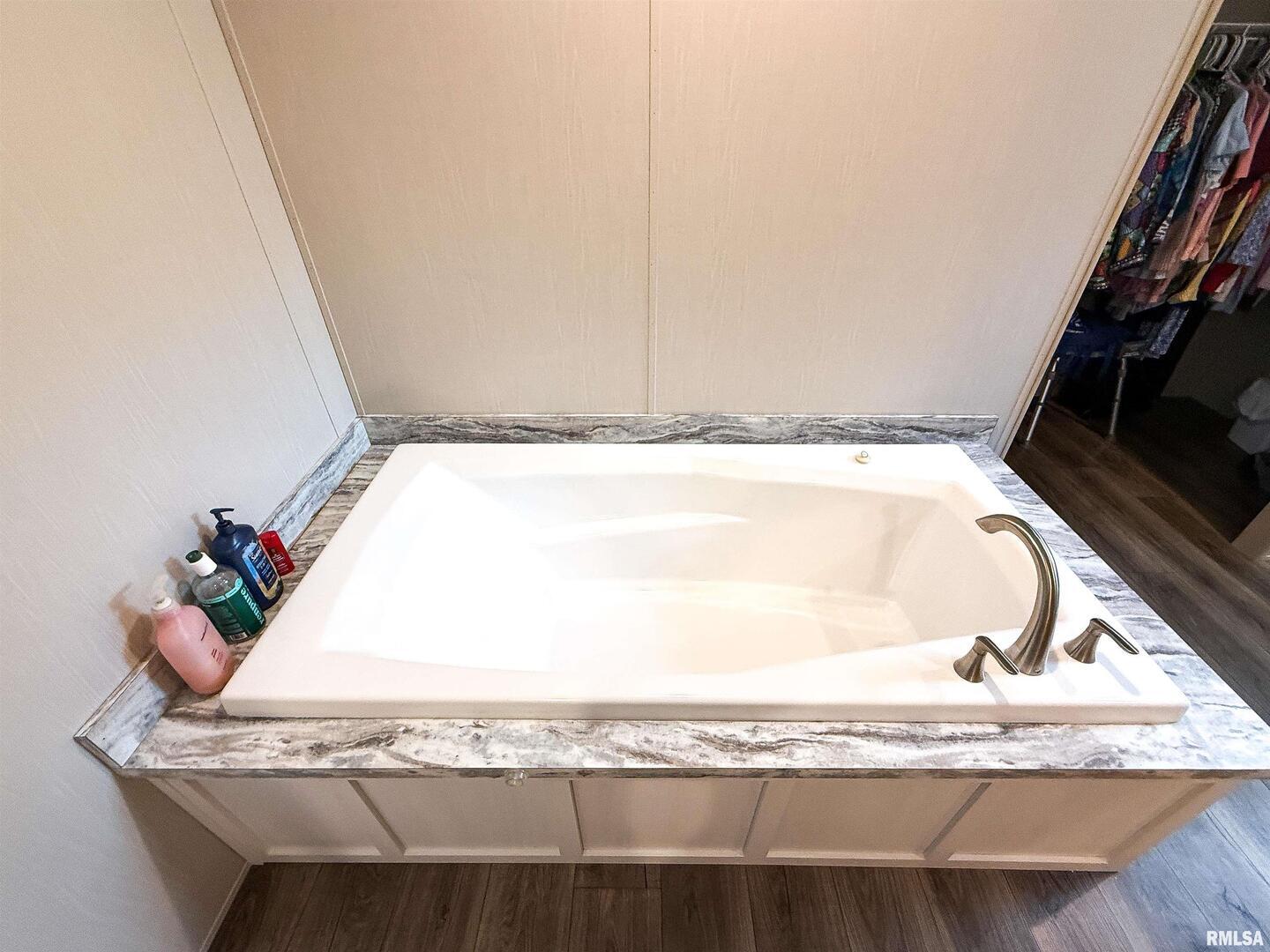 119 South 6th Street Southwest Clay City, IL 62824 - Photo 28 of 90