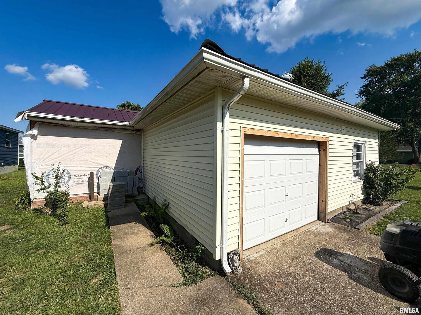 119 South 6th Street Southwest Clay City, IL 62824 - Photo 80 of 90