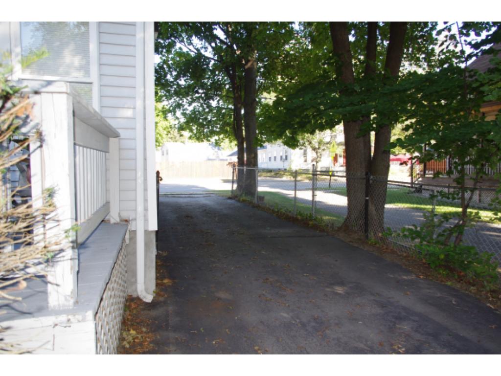 371 Portland Street Rochester, NH 03867 - Photo 14 of 16