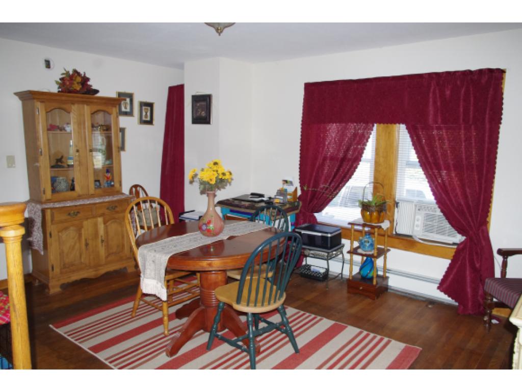 371 Portland Street Rochester, NH 03867 - Photo 3 of 16
