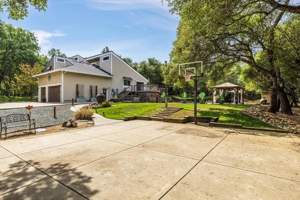 $999,998 | 3940 Welker Lane, Shingle Springs, CA 95682