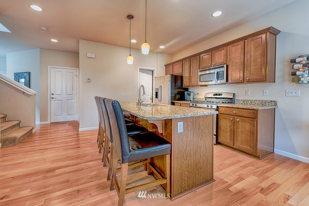 2926 183rd Street Southeast Bothell, WA 98012 - Photo 8 of 21