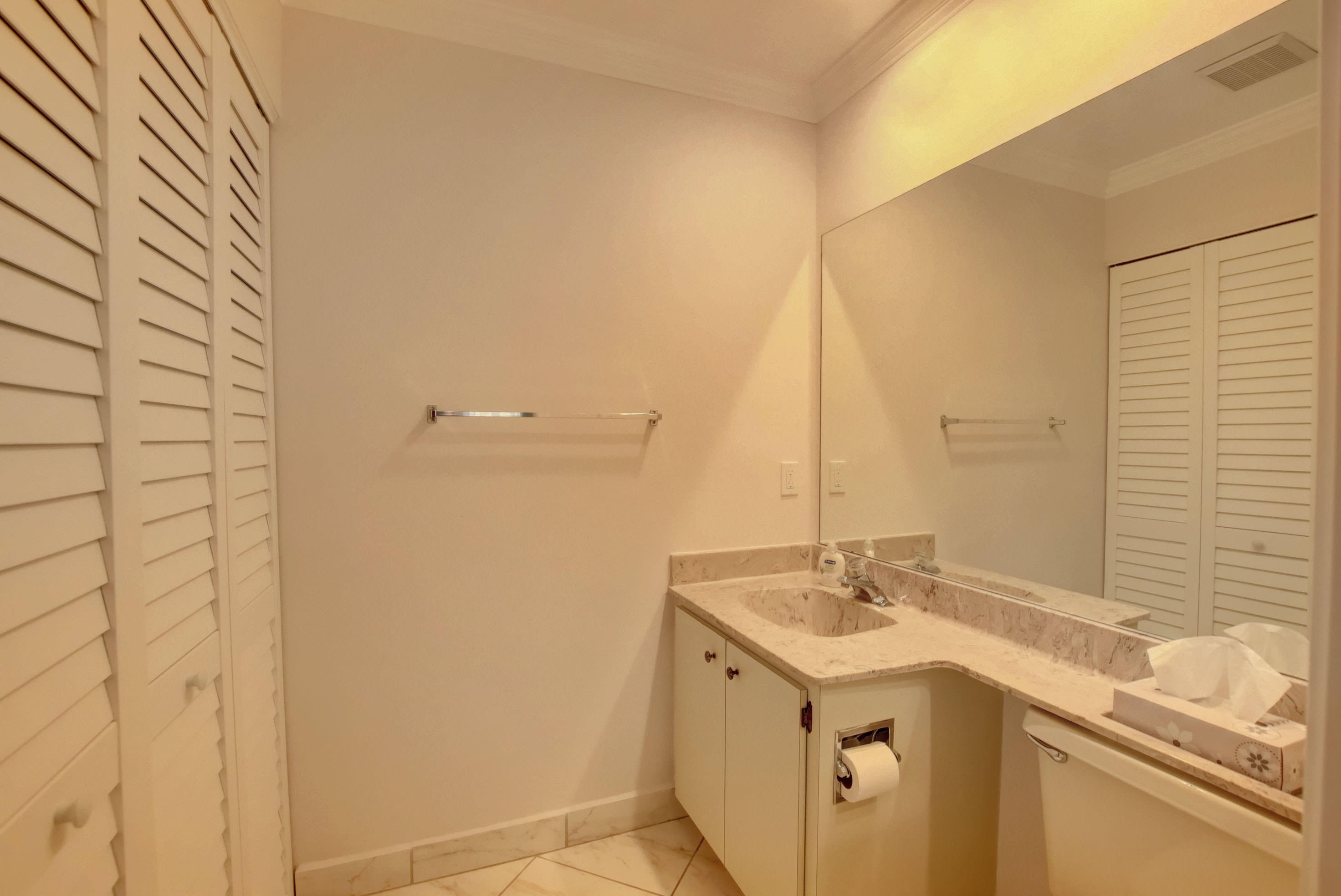5817 Fox Hollow Drive, Unit G Boca Raton, FL 33486 - Photo 17 of 35 17_ebf_7164and4more