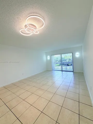 $1,995 | 7840 Camino Real, Unit P303, Miami, FL 33143